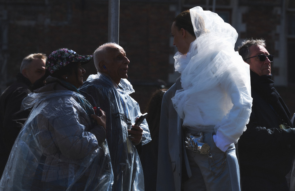 A Magazine Curated by - © Arnaud Lajeunie