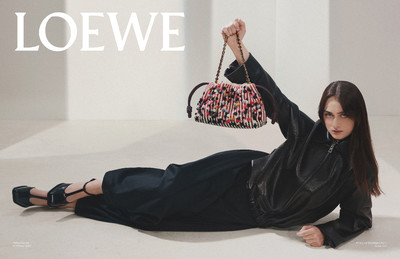 Loewe Fall Winter 2025 Campain - © Arnaud Lajeunie