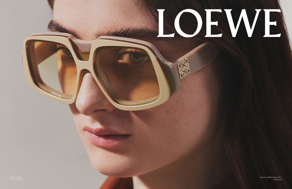 Loewe Fall Winter 2025 Campain - © Arnaud Lajeunie