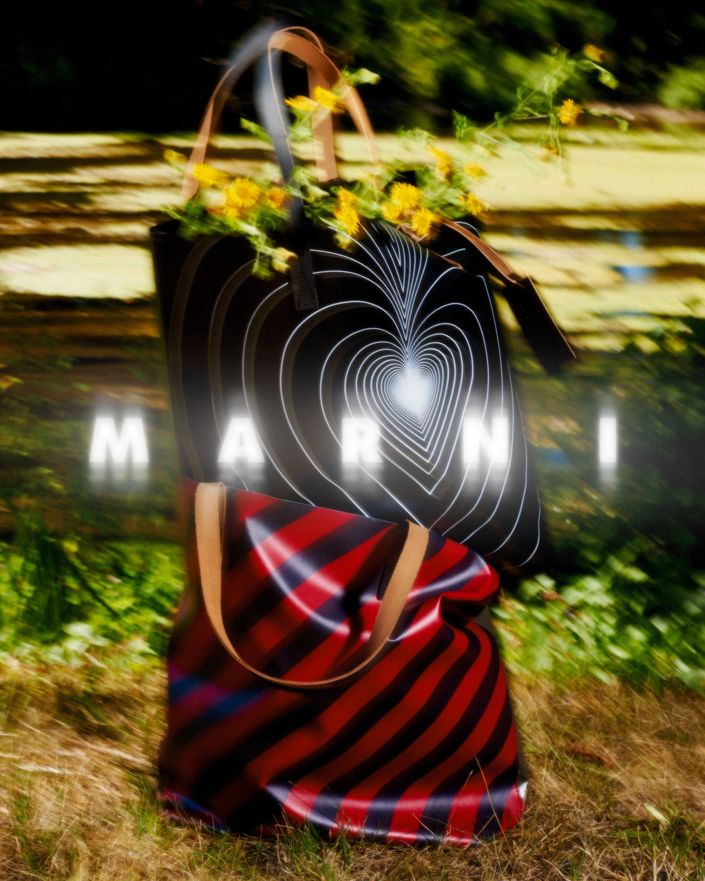 Marni FW20 Campaign - © Arnaud Lajeunie