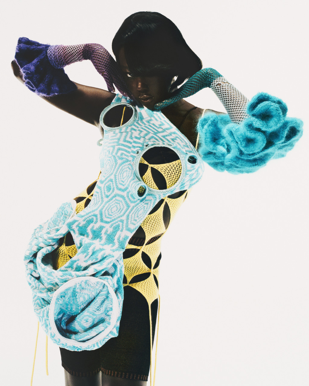 More or Less - © Arnaud Lajeunie