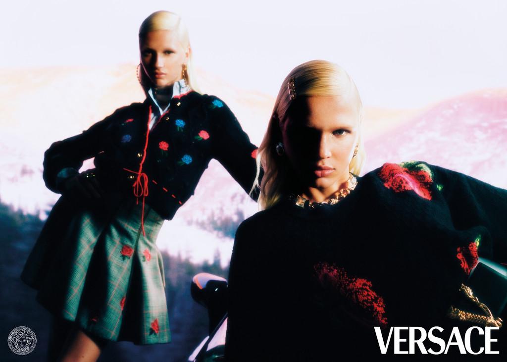 Versace Holiday 2020 - © Arnaud Lajeunie