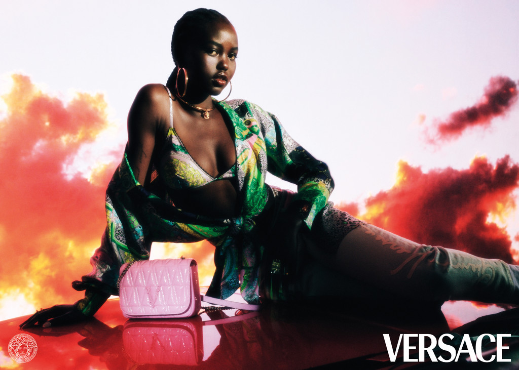 Versace Holiday 2020 - © Arnaud Lajeunie